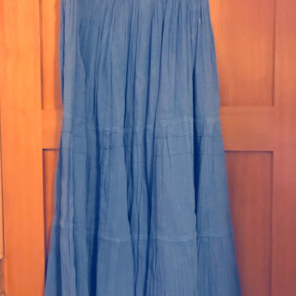 long flow skirt